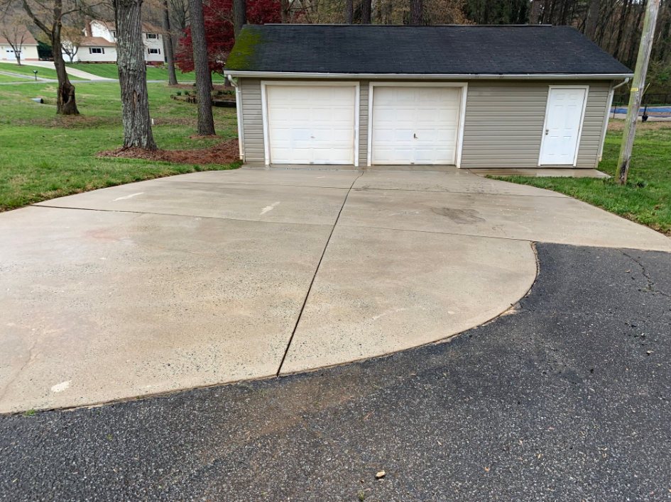 House Washing and Driveway Washing in Denver, NC